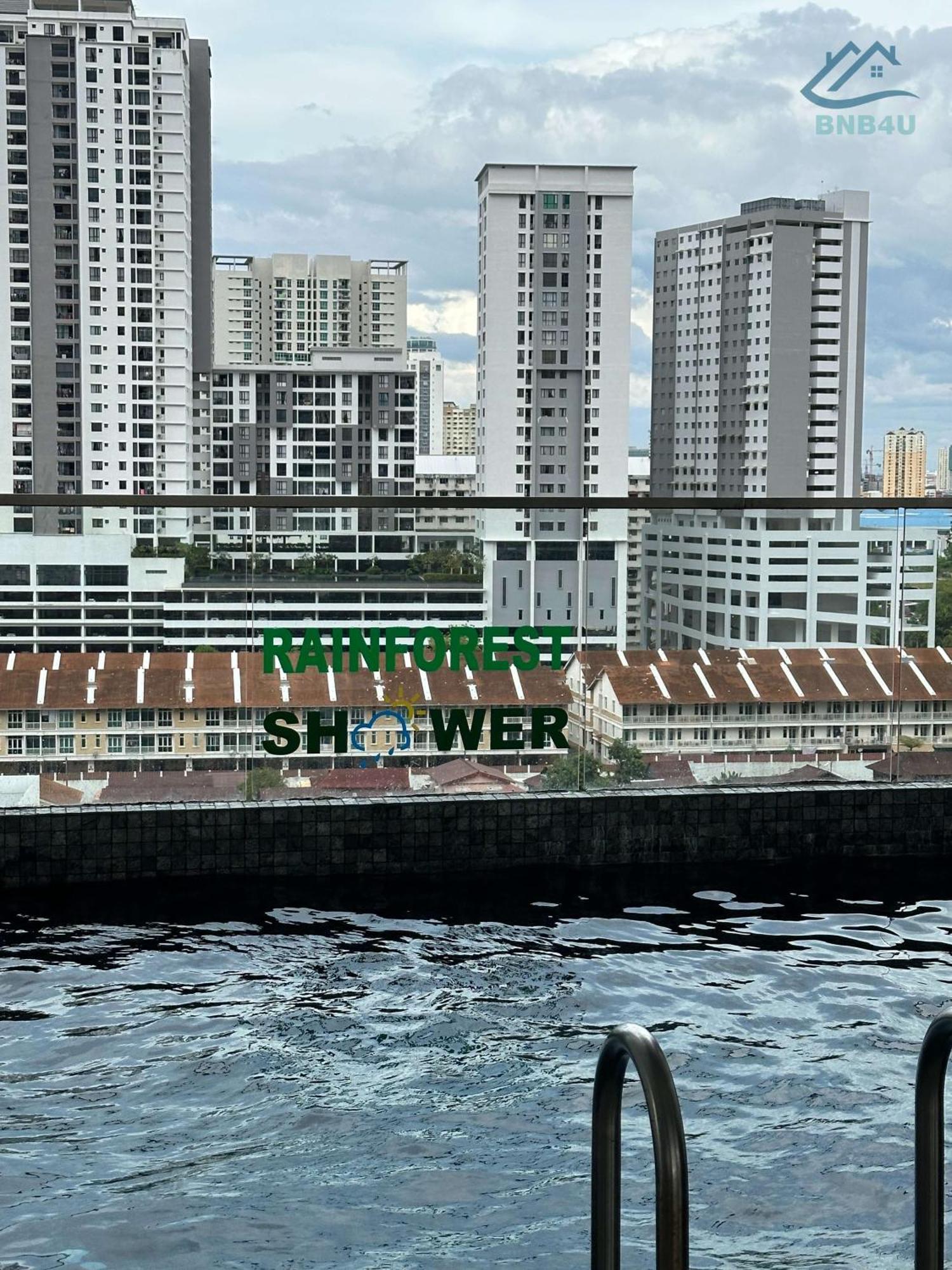 Urban Suites @ George Town Penang By Bnb4U Esterno foto